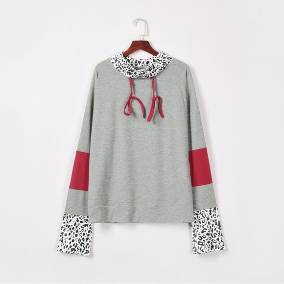 New - Leopard Color Block Drawstring Detail Sweatshirt - Picture 3 of 12